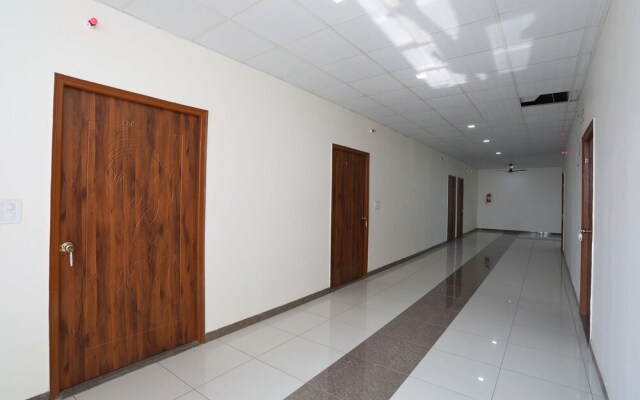 Oyo 17291 Shree Ram Palace