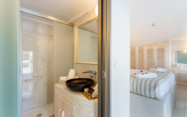 Rhodos Horizon City- Adults only
