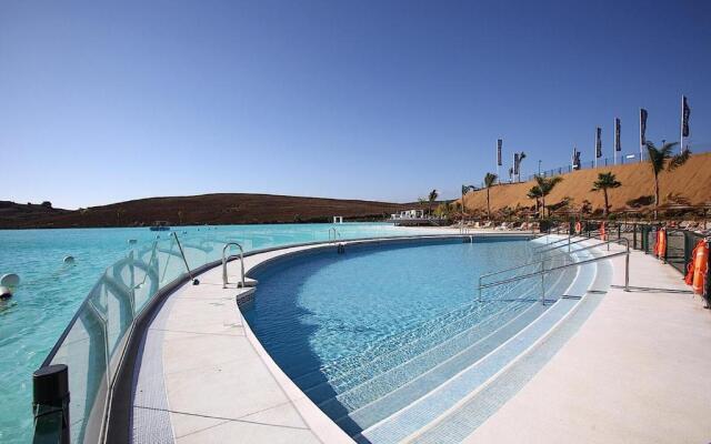 Al-402 Apartment in Alcazaba Lagoon