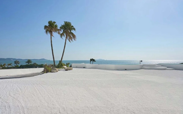 Miyue Santorini Seaview Resort Hotel