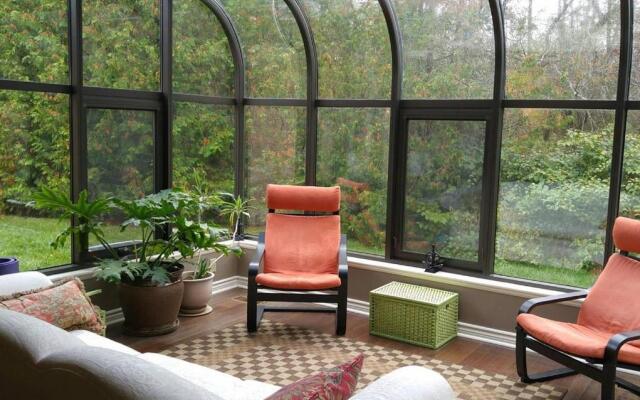 Tailwinds B&B