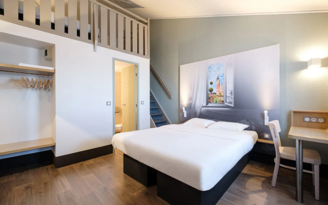 B&B HOTEL Calais Coquelles Tunnel sous la Manche