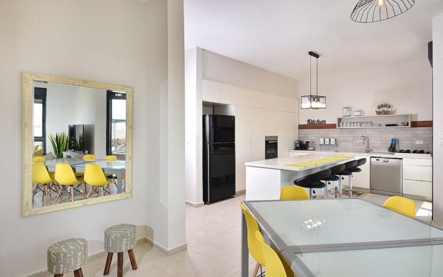 Hamir Villa