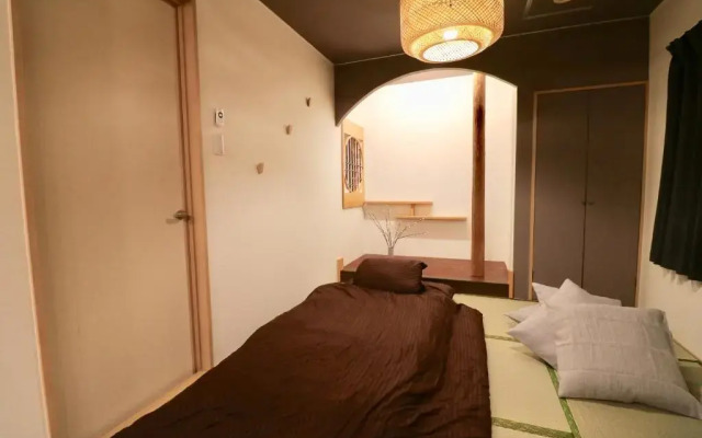 Sky Court 717