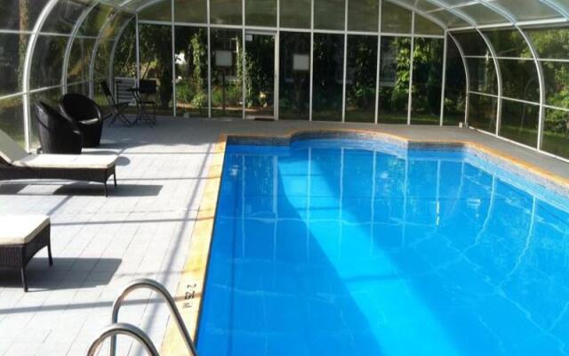 Corse Lawn House Hotel