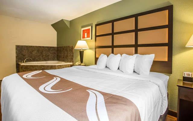 Quality Inn & Suites Marinette