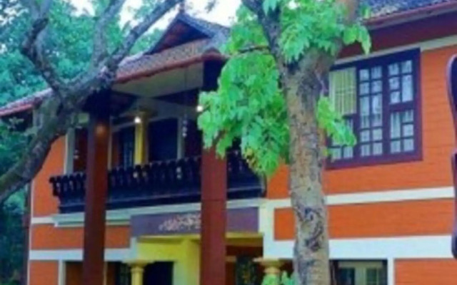Dahlia Beach Resort