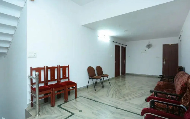 Oyo 16717 Sreekrishna Kailas Inn