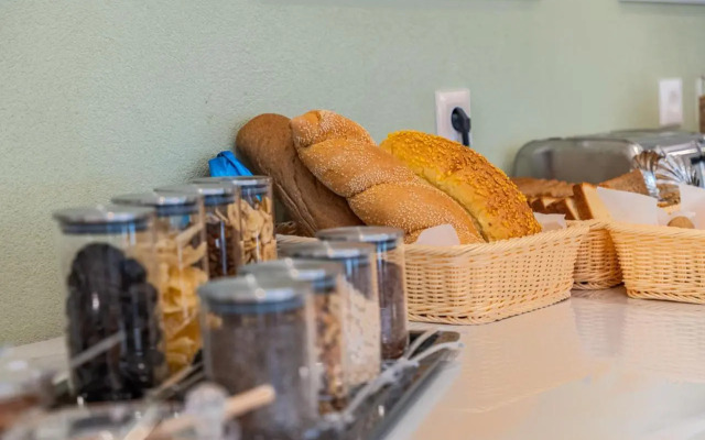 Philia Center Suites