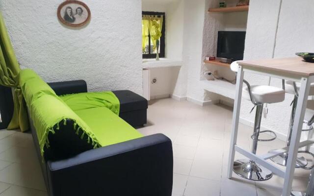 Maisonnette a la Campagne (Adults Only)