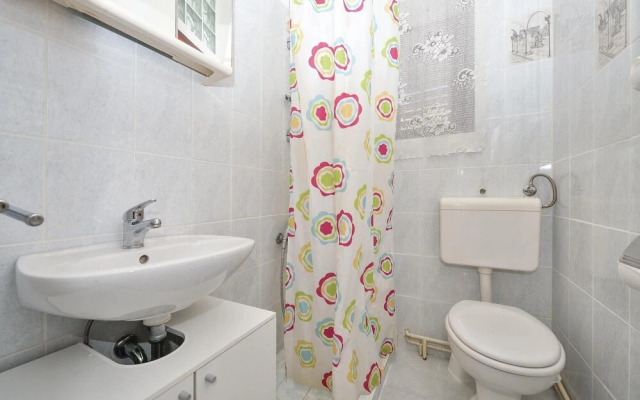 Amazing Home in Lun With Wifi and 3 Bedrooms