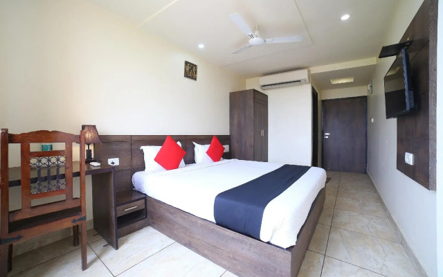 OYO 24808 Padmawati Palace