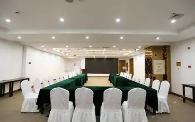 Dalian Eastern Coast Leisure Hotel