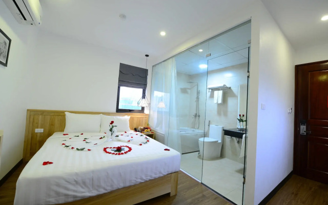 Blue Hanoi Inn Luxury Hotel