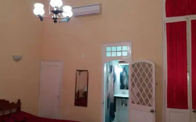Hostal Damilsy
