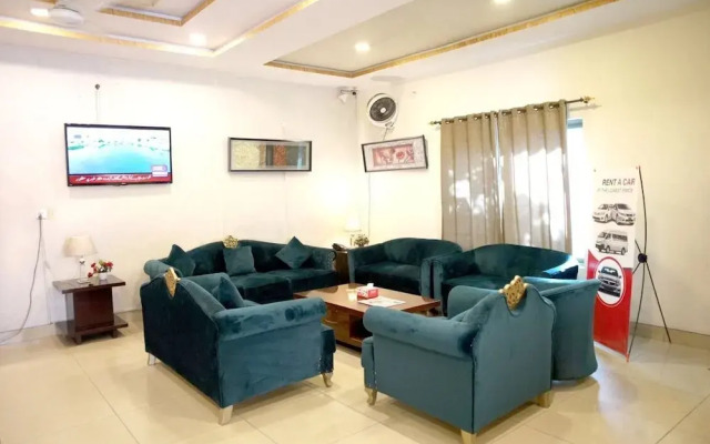 Royalton Inn Hotel