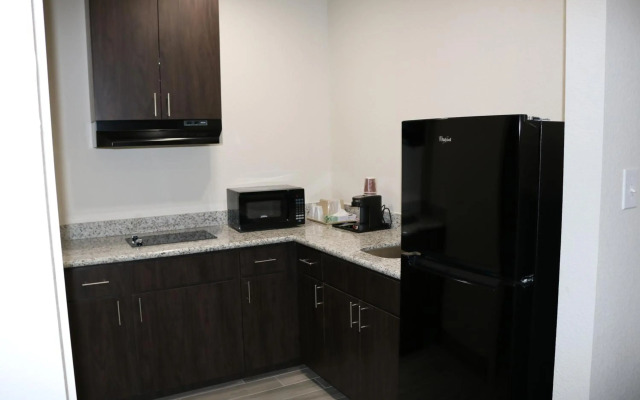 Scottish Inn & Suites - IAH Airport
