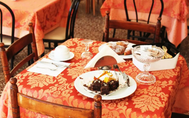 Hotel Fellini Rimini
