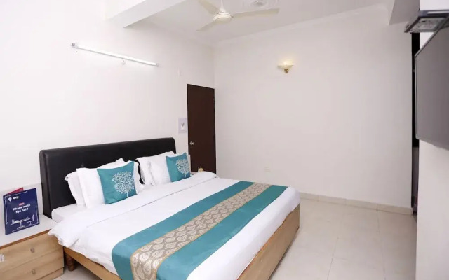 OYO 1915 Hotel Central Park Inn