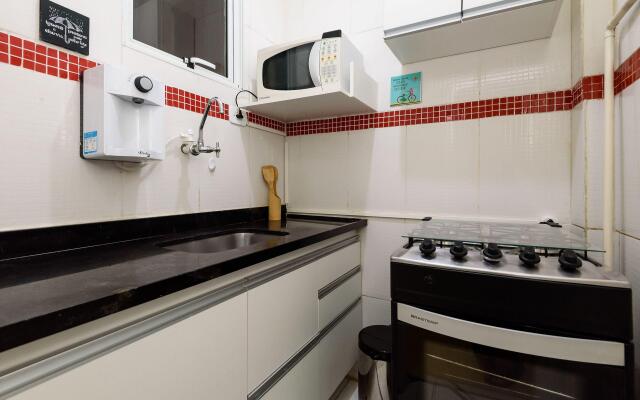1 Quarto 150m da Praia de Copacabana | PJ 145/1106