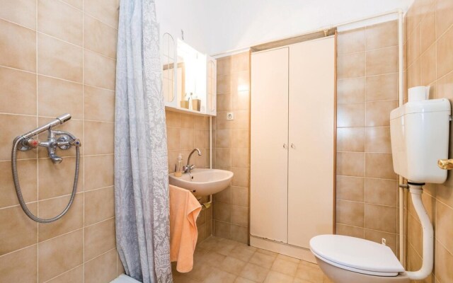 Beautiful Home in Barbat With Wifi and 2 Bedrooms