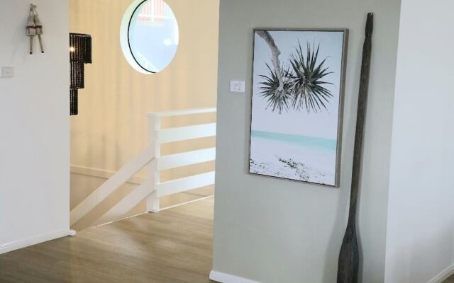 Beaches 1 - 1/7 Convent