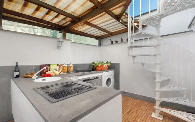Villa Mayla