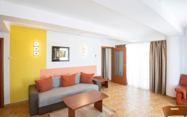 Complex Modern Mamaia All Inclusive