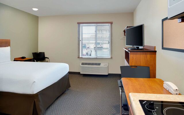 WoodSpring Suites Columbus North I-270
