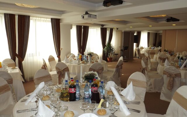 Hotel Ambasador