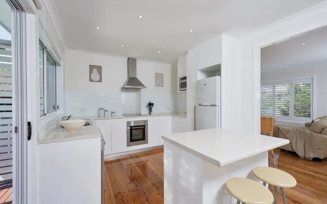 Rubys Retreat', 44 Achilles Street - pet friendly, aircon & boat parking