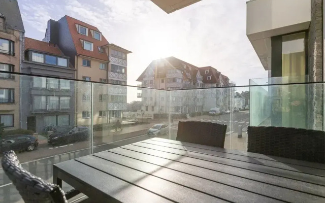 Sunny Apartment With Open Terrace
