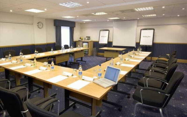Holiday Inn Express Corby Kettering