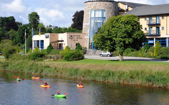 Riverside Park Hotel and Leisure Club