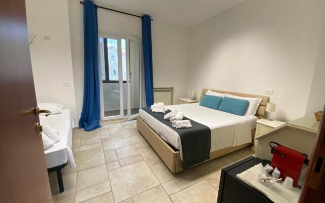 Galleria Frascati Rooms and Apartment