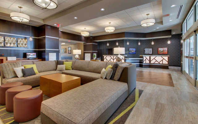 Drury Inn & Suites Cleveland Beachwood