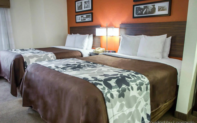 Sleep Inn & Suites Riverfront