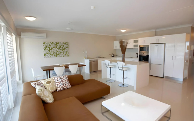 Mariners North Holiday Apartments