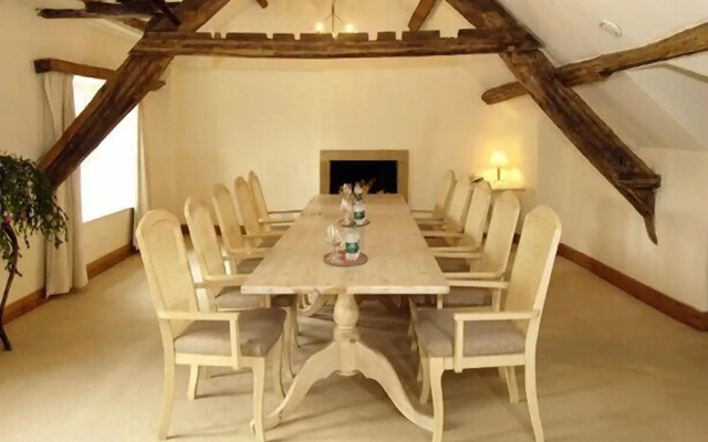 Centre of Britain Hotel & Restaurant