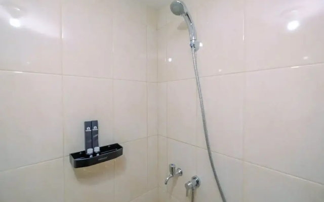 Pool View Studio Apartment @ Springlake Summarecon Bekasi