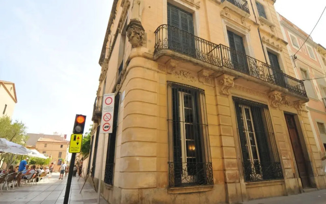 HomeHolidaysRentals Historic House - Costa Barcelona