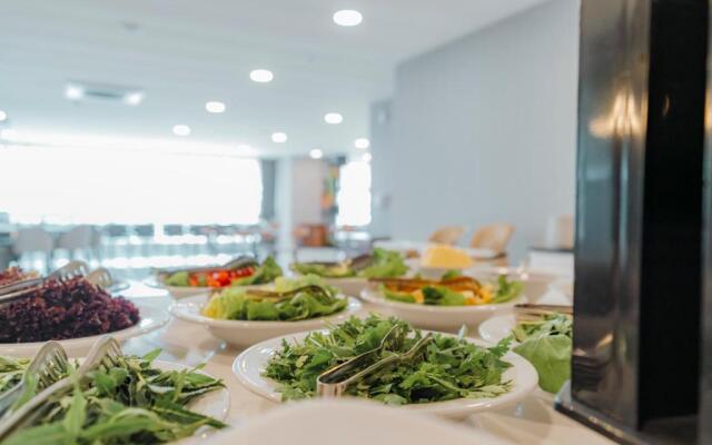 Empula Hotel & Residences