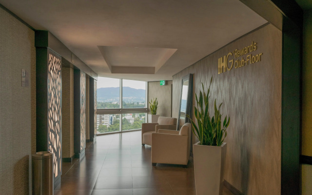 Holiday Inn Guatemala City, an IHG Hotel