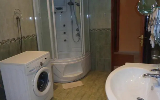 Guest House at Keri street