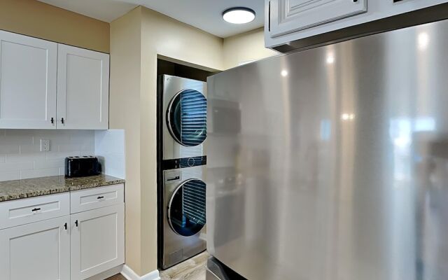 Emerald Towers by Southern Vacation Rentals II