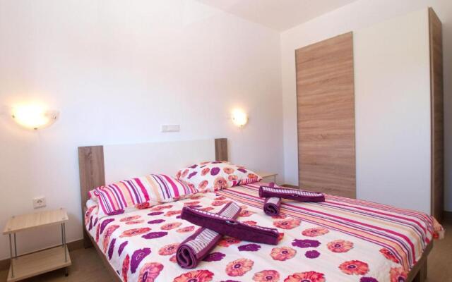 Apartments Dario 1480