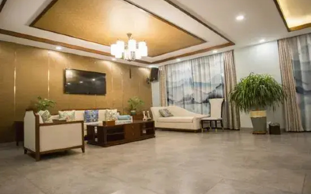 Great Wall Holiday Hotel