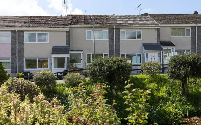 Ty Hapus - Close to Beach and Town