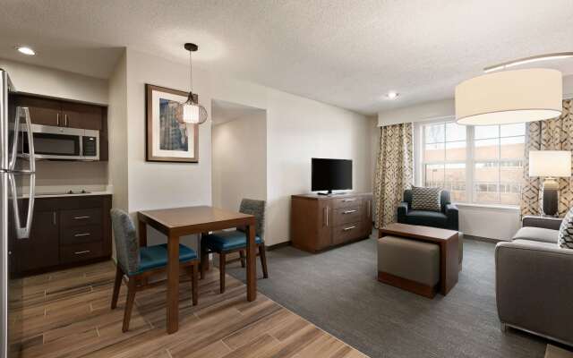 Homewood Suites by Hilton Greensboro