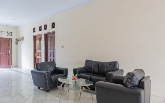 Exclusive 48 Syariah by OYO Rooms